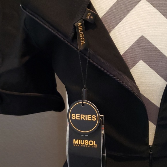 Miusol NWT Black Vintage style short sleeve dress - Picture 5 of 5